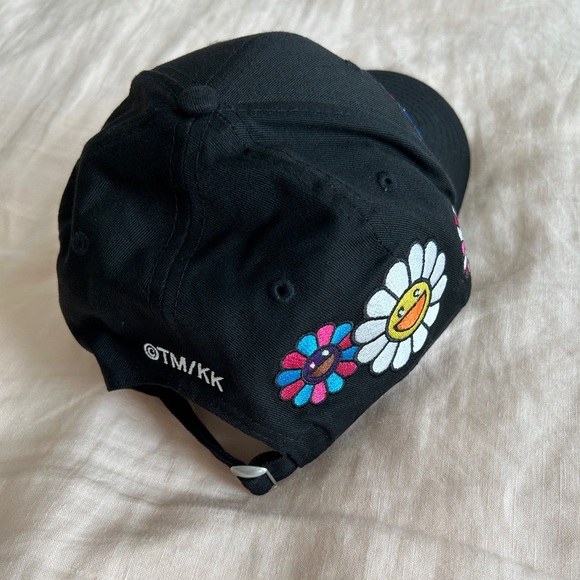 New Era 9FORTY Takashi Murakami flower baseball cap NWOT - Picture 2 of 6
